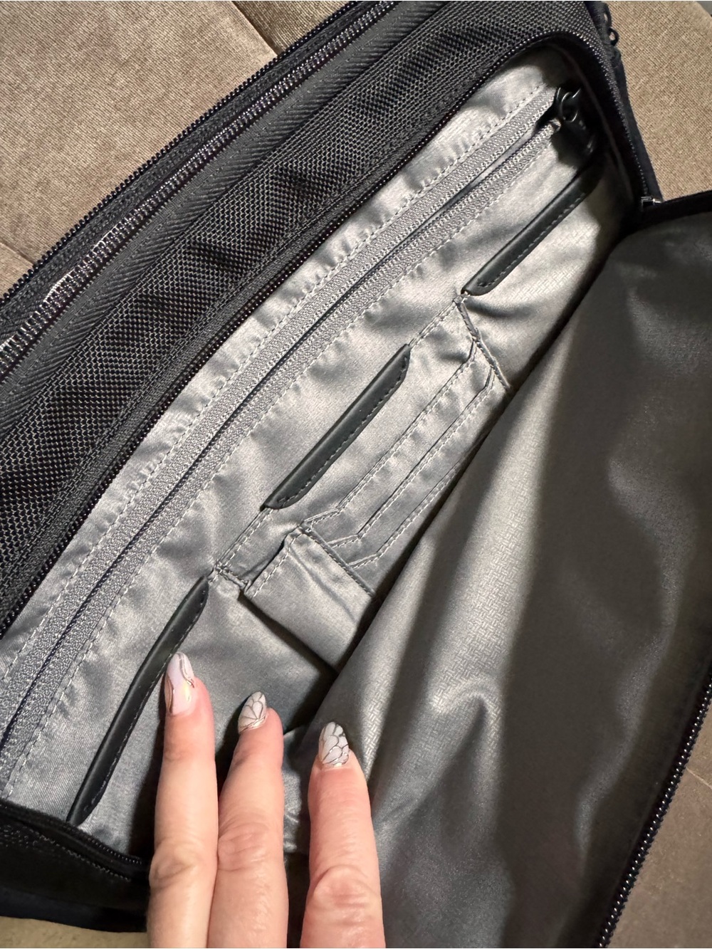 Tumi Black Laptop/iPad Sleeve Organizer - Picture 5 of 5